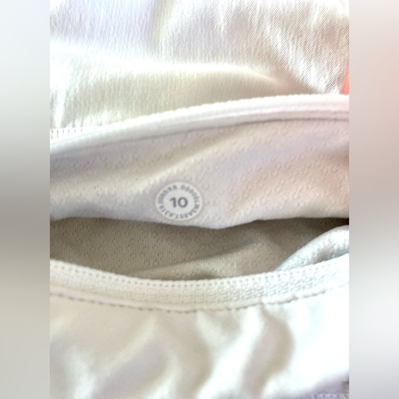 Lululemon Mid-rise Pace Rival Skirt, size 10, white - Picture 6 of 16